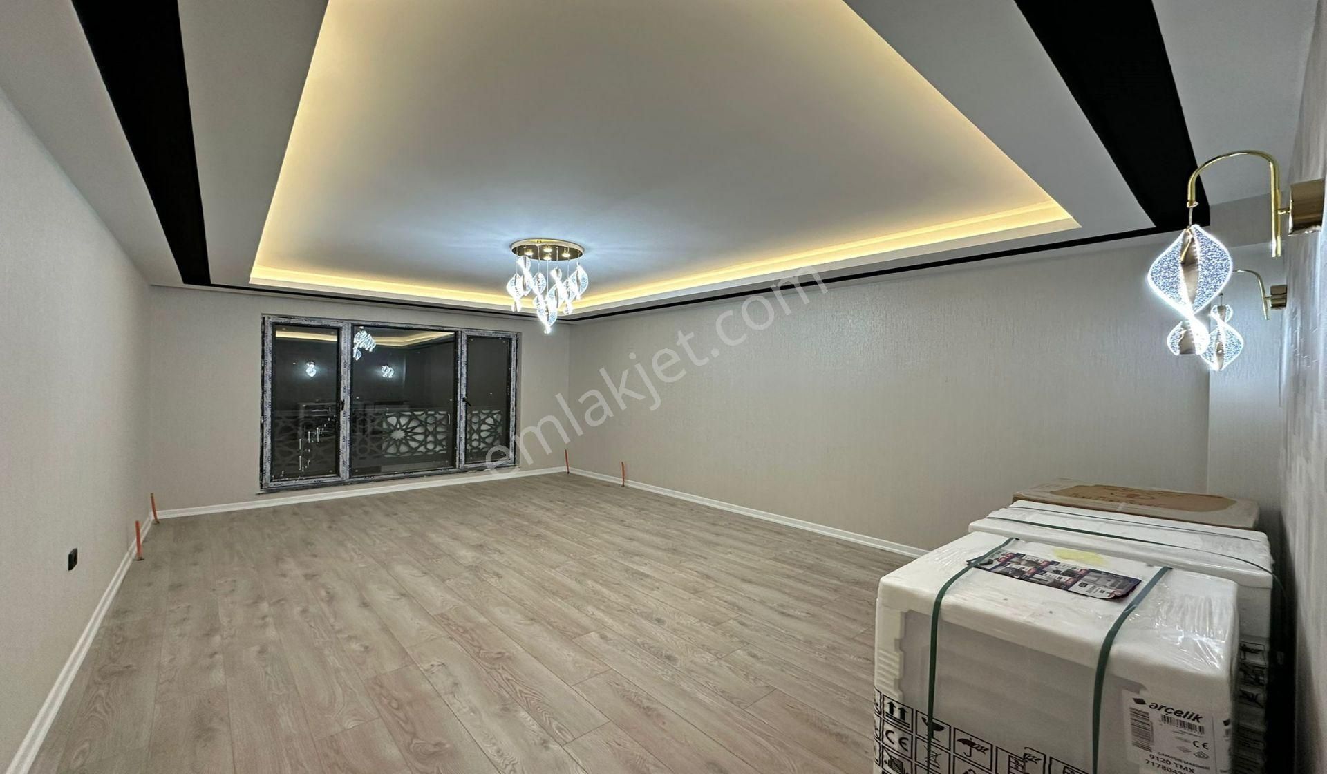 Karakayada Site Konseptinde Lüx Yapılı Geniş Mutfak Sıfır Daire - Görsel 11