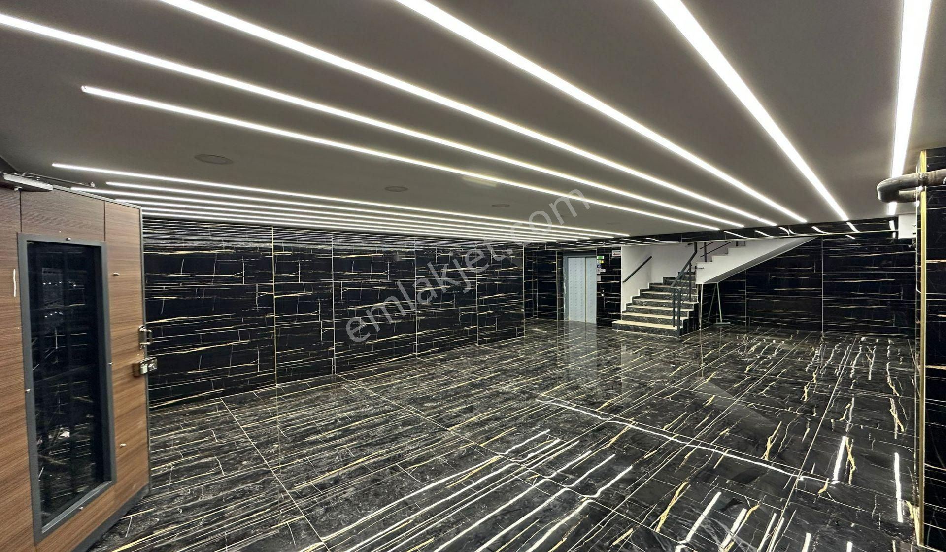 Karakayada Site Konseptinde Lüx Yapılı Geniş Mutfak Sıfır Daire - Görsel 31