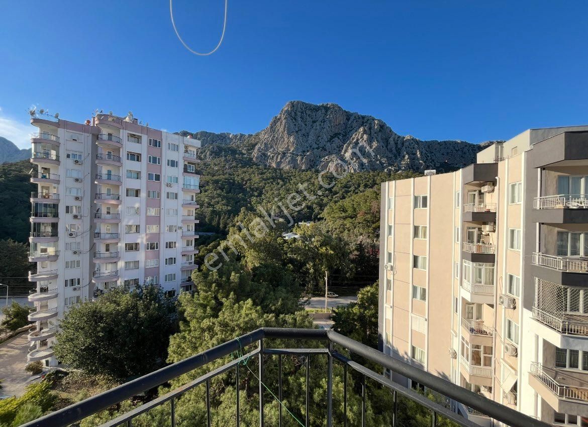 İskanlı + Otopark 145m2 Ara Kat 3+1 + Deniz Ve Doga Manzaralı - Görsel 8