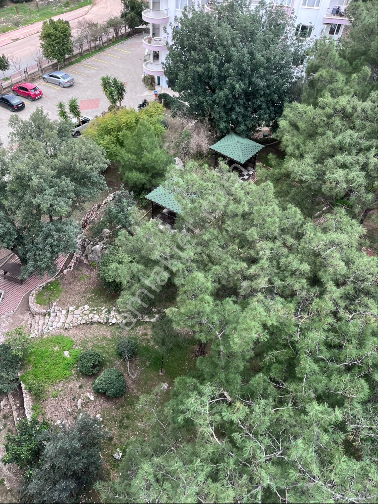 İskanlı + Otopark 145m2 Ara Kat 3+1 + Deniz Ve Doga Manzaralı - Görsel 21