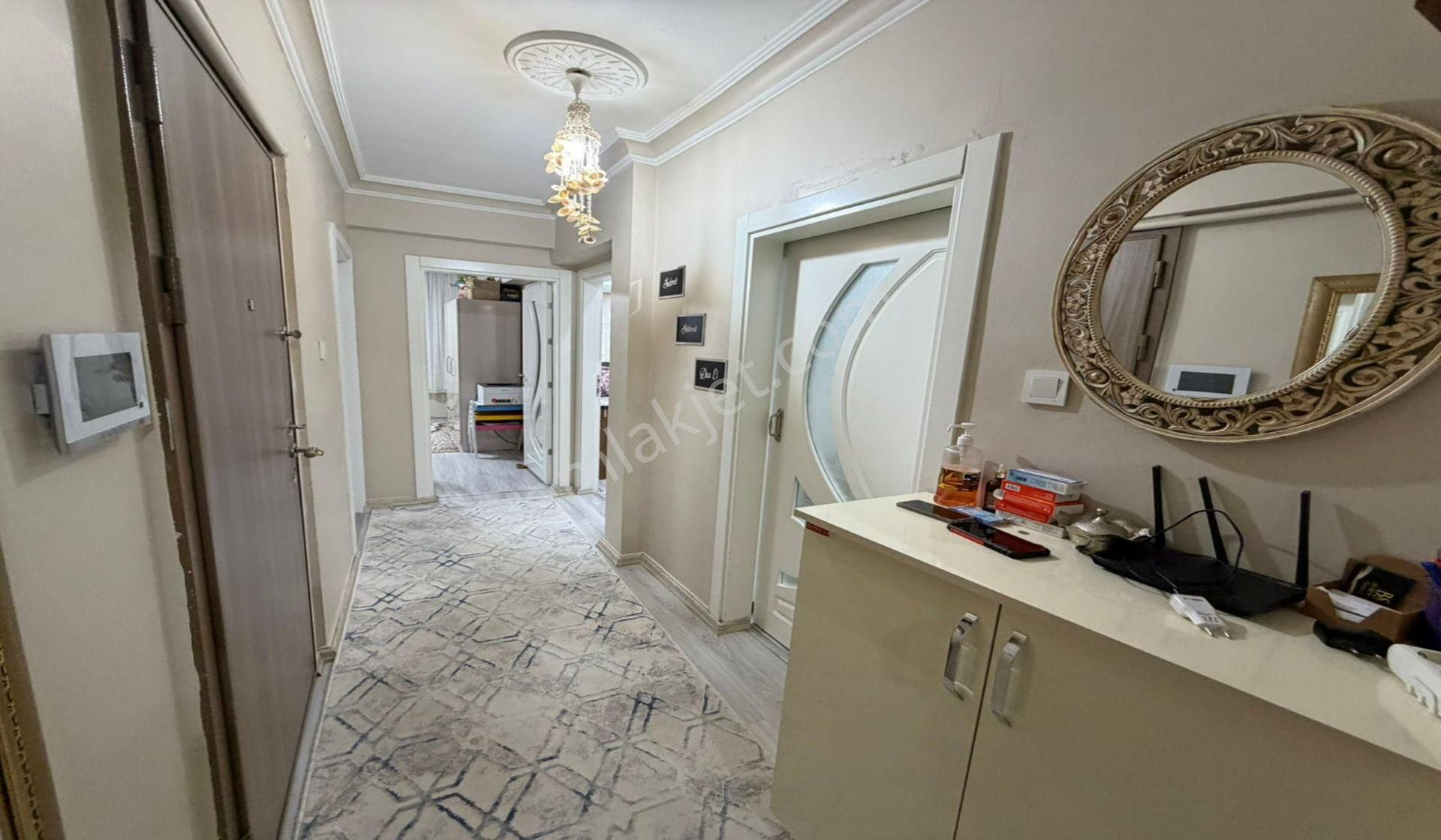 Kuşcağızda Cadde Yakını Katta Lüx Yapılı 3+1 Masrafsız - Görsel 30