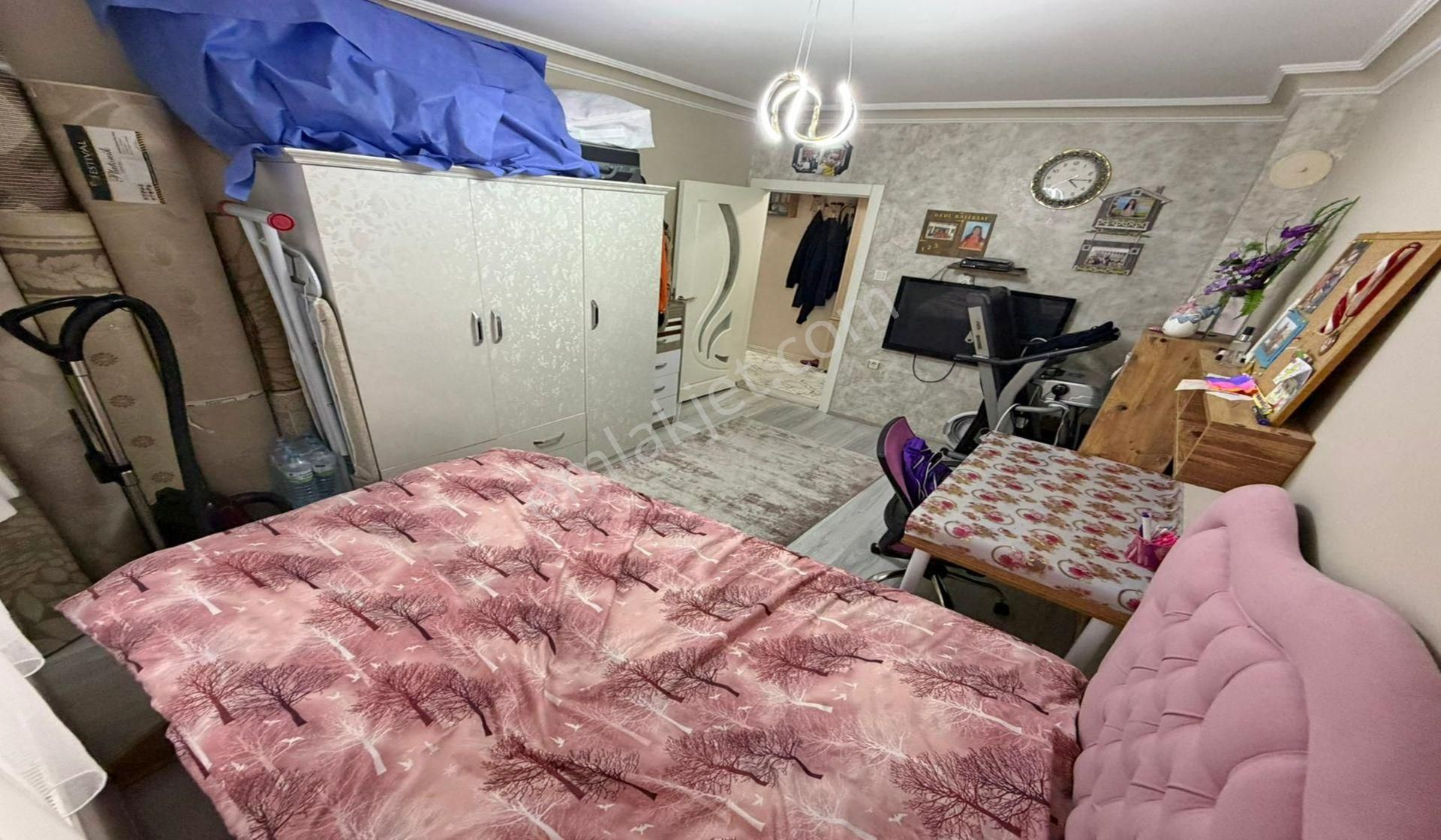 Kuşcağızda Cadde Yakını Katta Lüx Yapılı 3+1 Masrafsız - Görsel 21