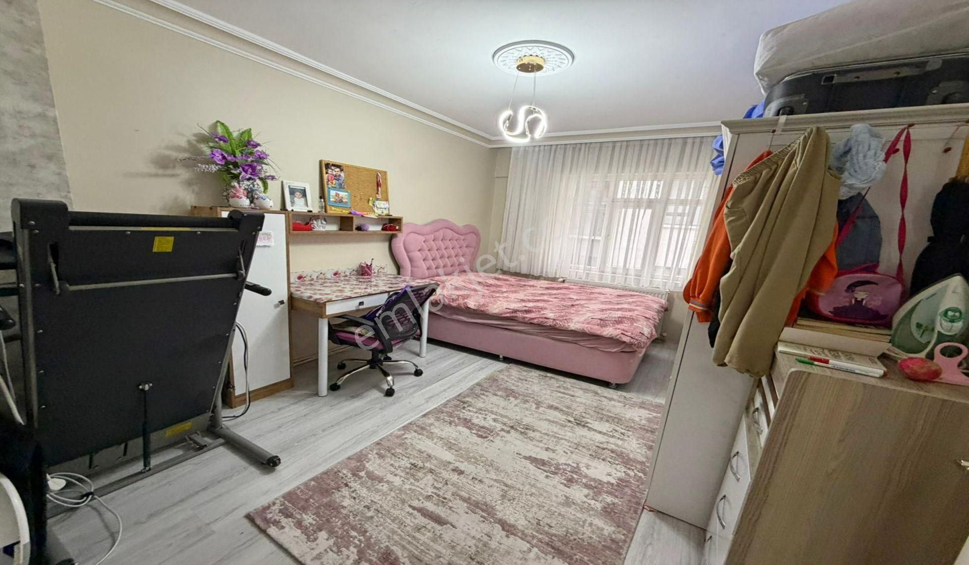 Kuşcağızda Cadde Yakını Katta Lüx Yapılı 3+1 Masrafsız - Görsel 16