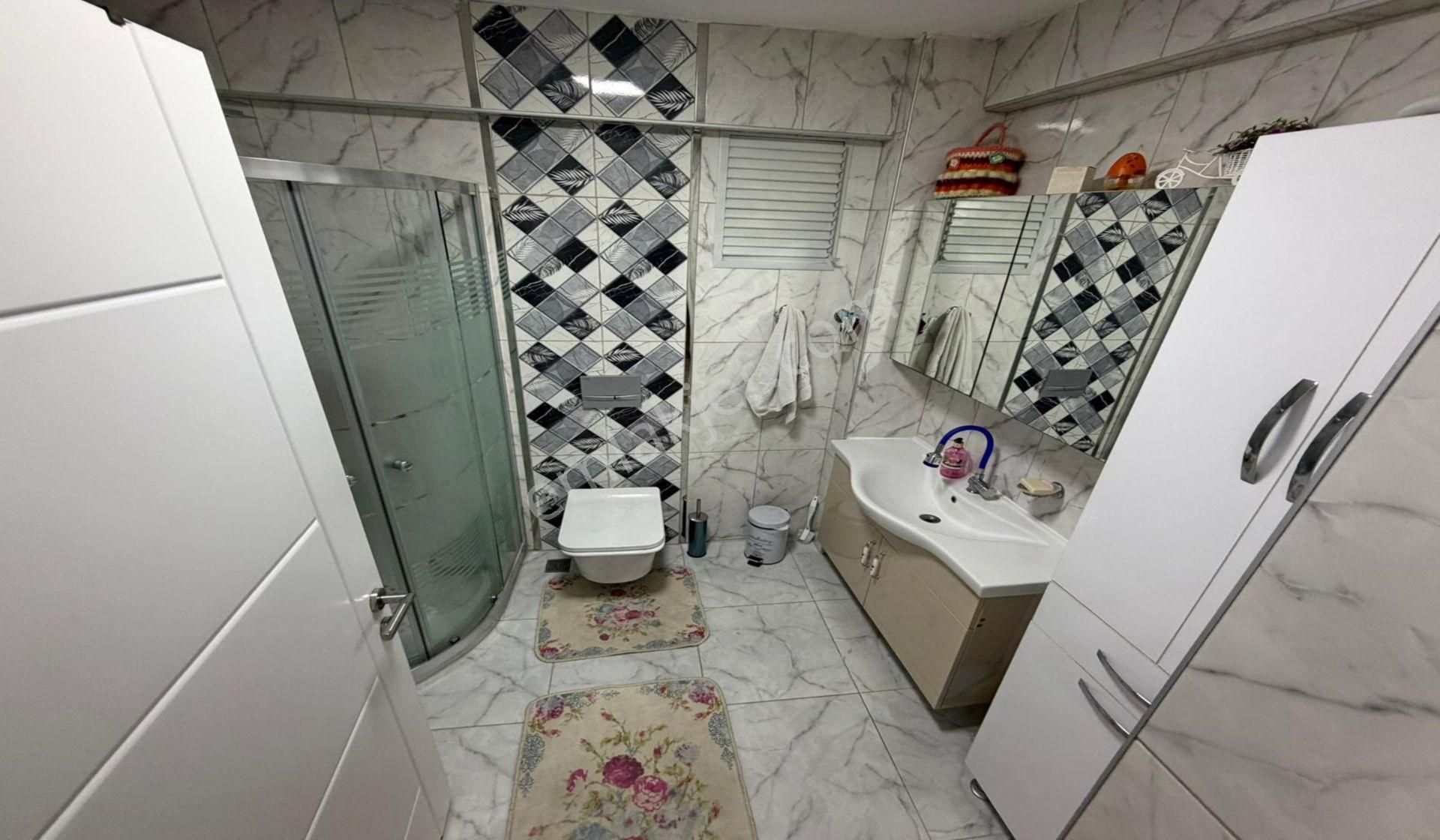 Kuşcağızda Cadde Yakını Katta Lüx Yapılı 3+1 Masrafsız - Görsel 29