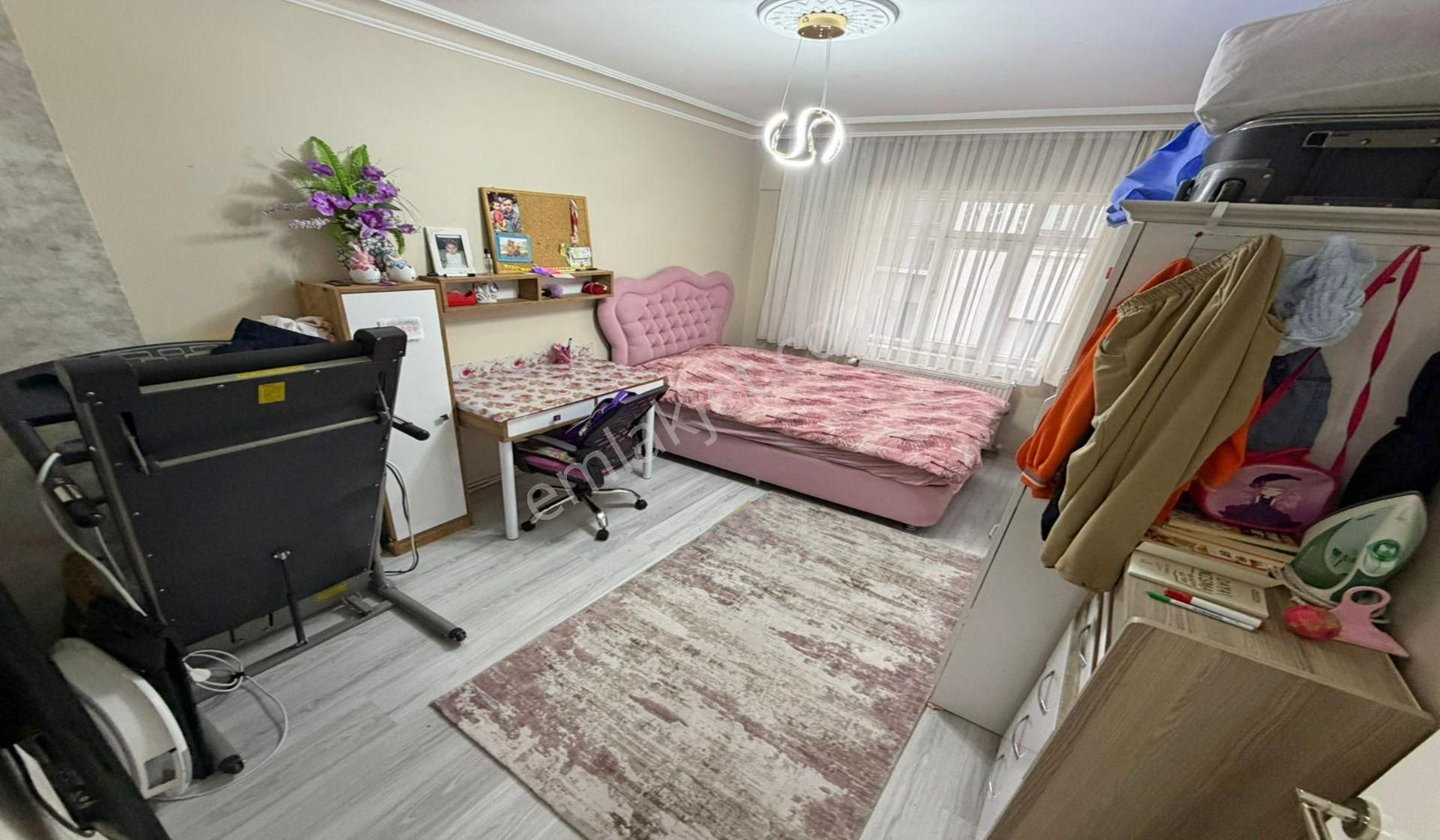 Kuşcağızda Cadde Yakını Katta Lüx Yapılı 3+1 Masrafsız - Görsel 17