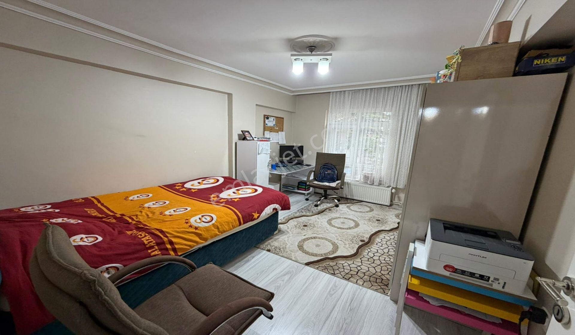 Kuşcağızda Cadde Yakını Katta Lüx Yapılı 3+1 Masrafsız - Görsel 23