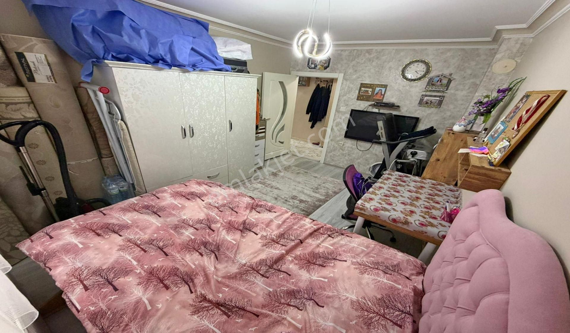 Kuşcağızda Cadde Yakını Katta Lüx Yapılı 3+1 Masrafsız - Görsel 20