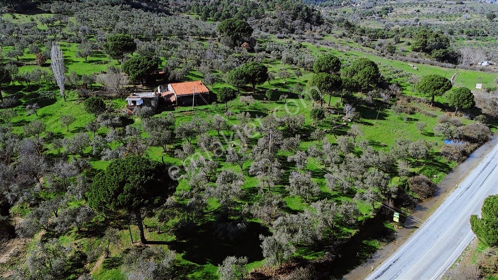 Bergama Selçuk Mah.'de 35.458m2 Yola Cepheli Satılık Tarla - Görsel 21