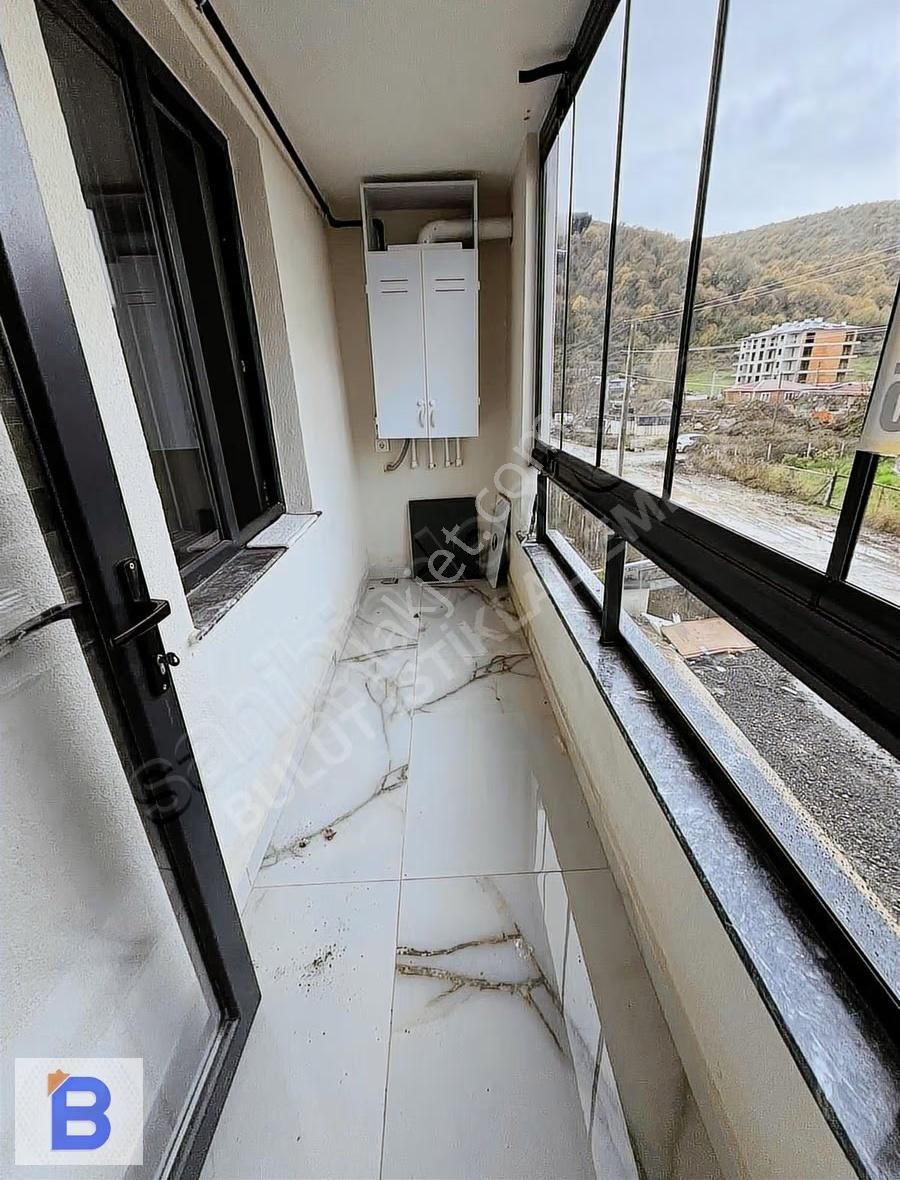 Bulut Emlak;ful Kredili Ara Kat İskanlı Kombi Cam Balkonlu 1+1 - Görsel 3