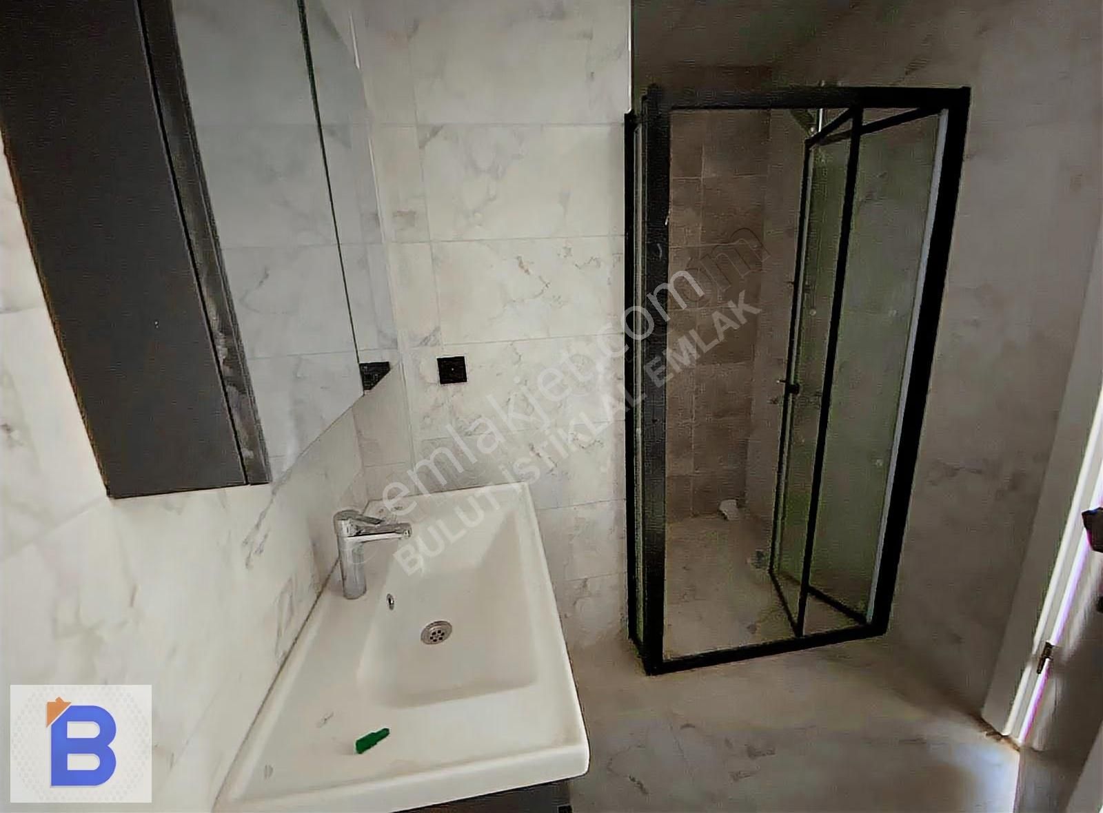 Bulut Emlaktan İlkadım Derecikte Satılık 3+1 Daire - Görsel 21