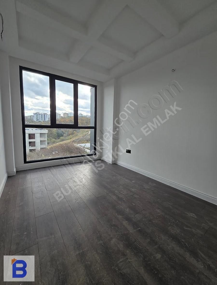 Bulut Emlak'tan Havuzlu Site Lüx Geniş Sıfır 1+1 - Görsel 12