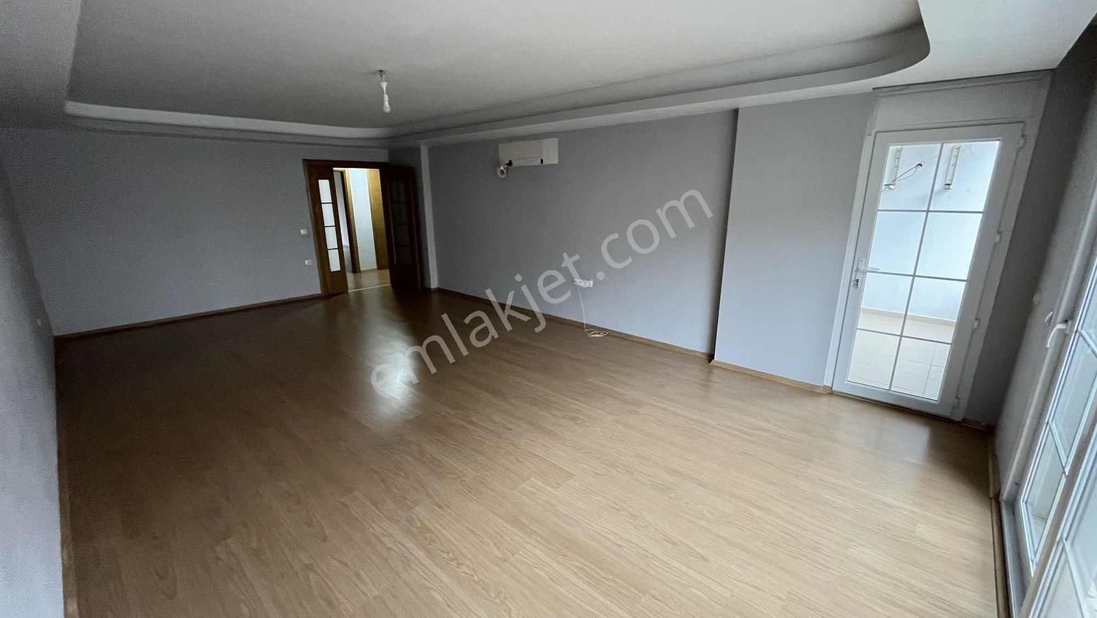 Marinaya Yakın Lüks 2+1 Kapalı Mutfak Daire - Görsel 3