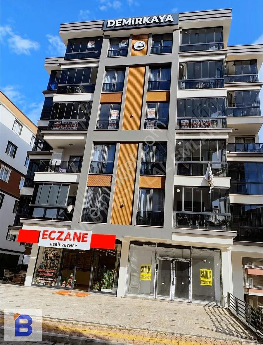 Bulut Emlaktan Satılık Atakumda 1+1 Daire - Görsel 8