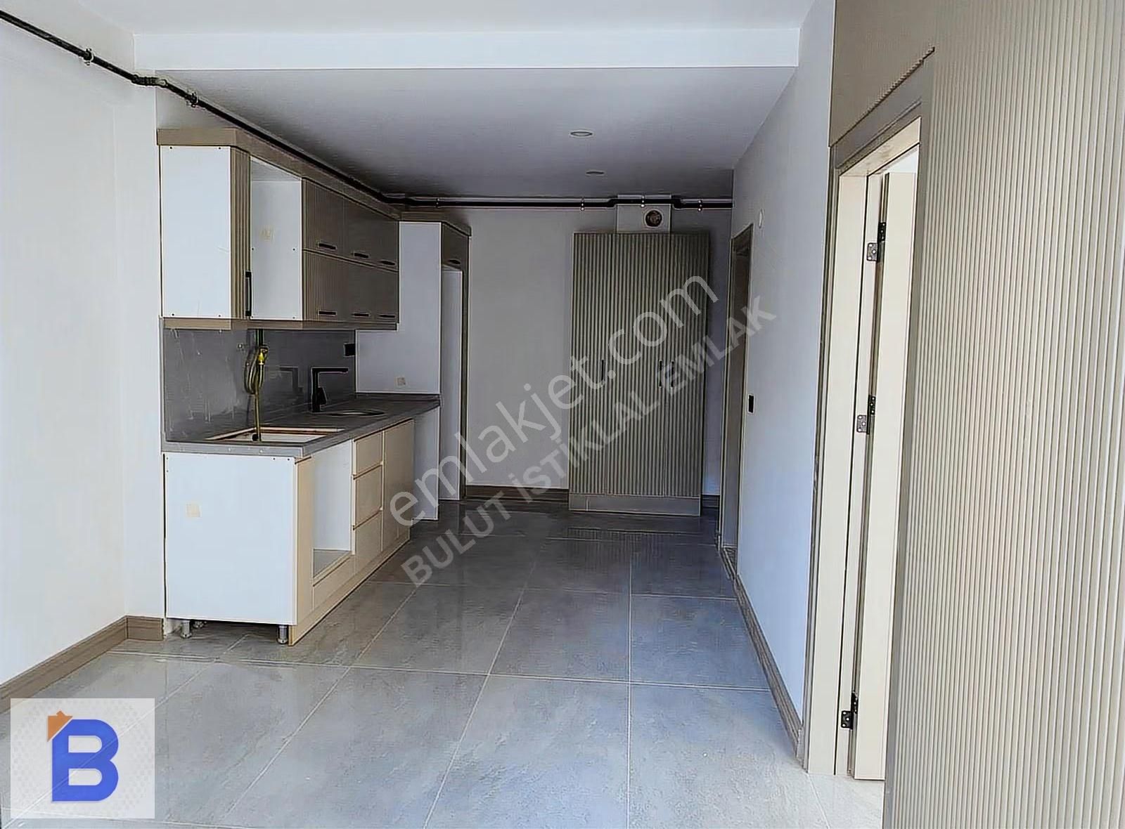 Bulut Emlaktan Satılık Atakumda 1+1 Daire - Görsel 13