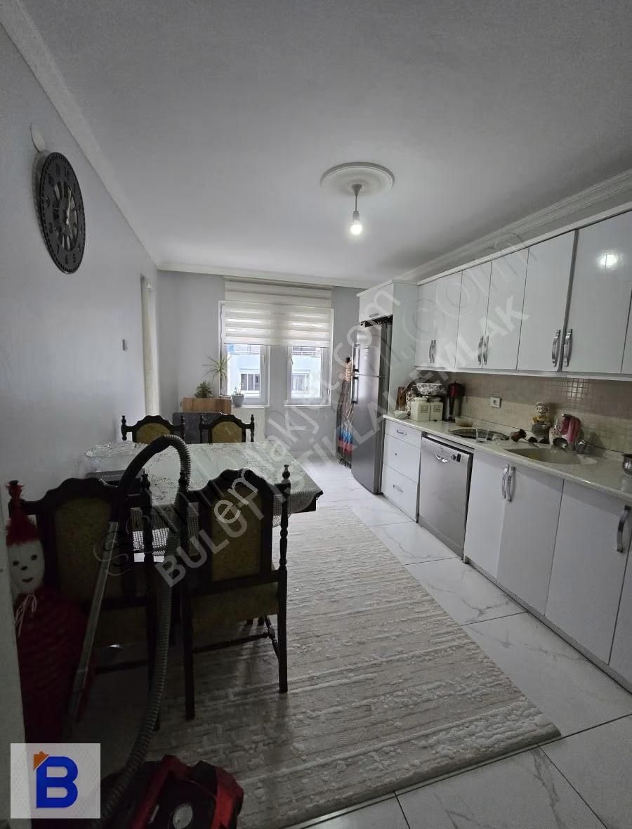 Bulut Emlak'tan Sahile 50 M. 3+1 - Görsel 3