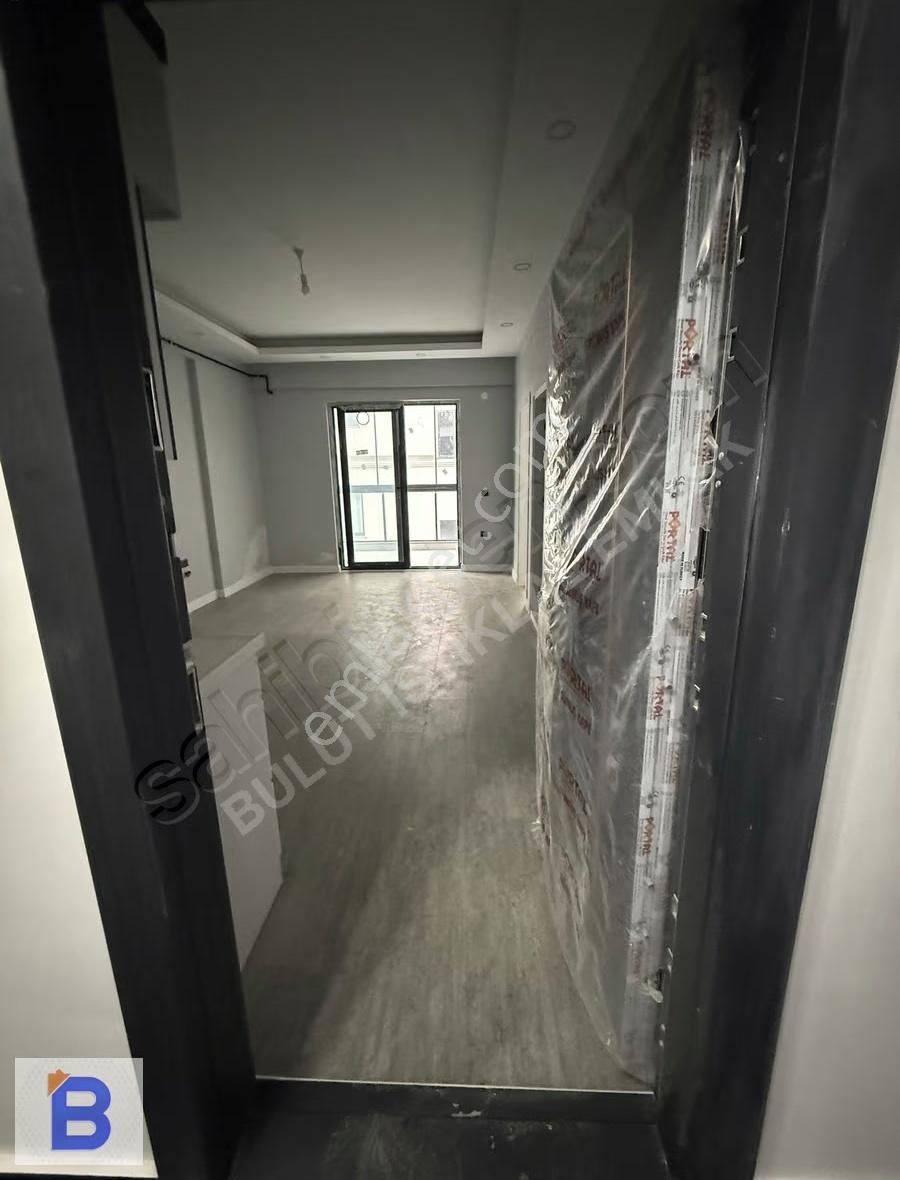 Bulut Emlaktan Serhat Caddesine Cephe Lüks 1+1 Satılık Daire - Görsel 10