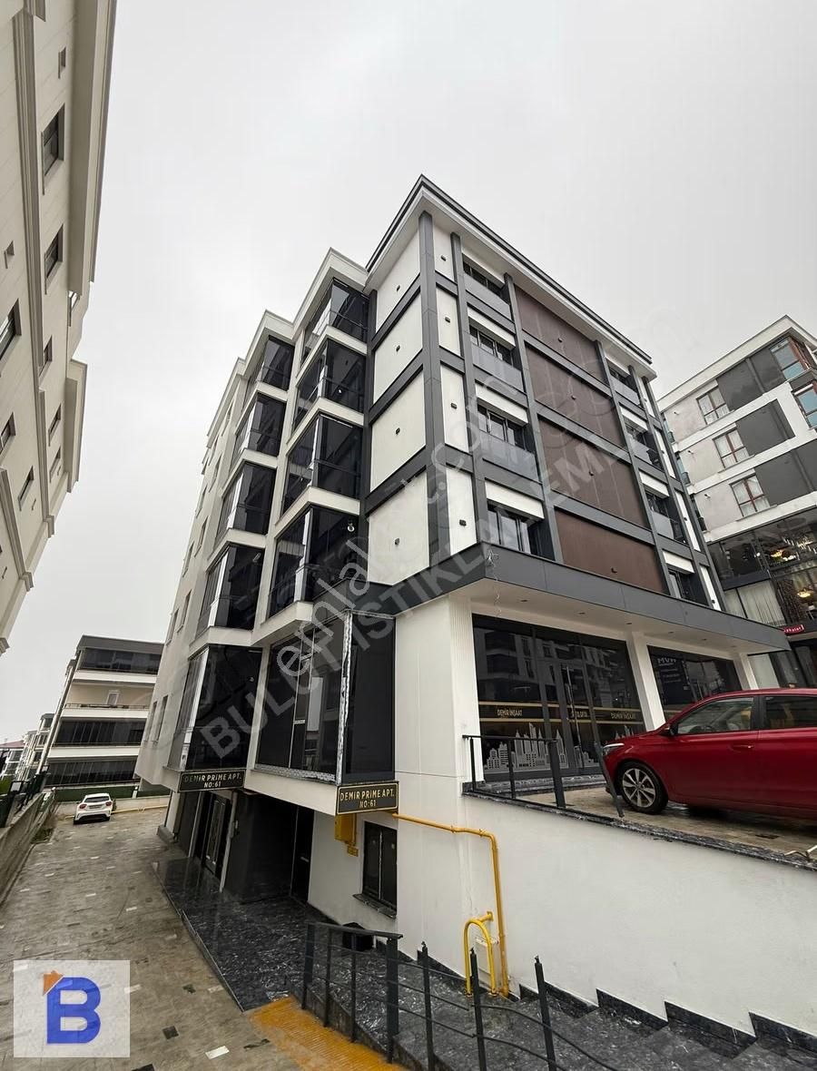 Bulut Emlaktan Serhat Caddesine Cephe Lüks 1+1 Satılık Daire - Görsel 18