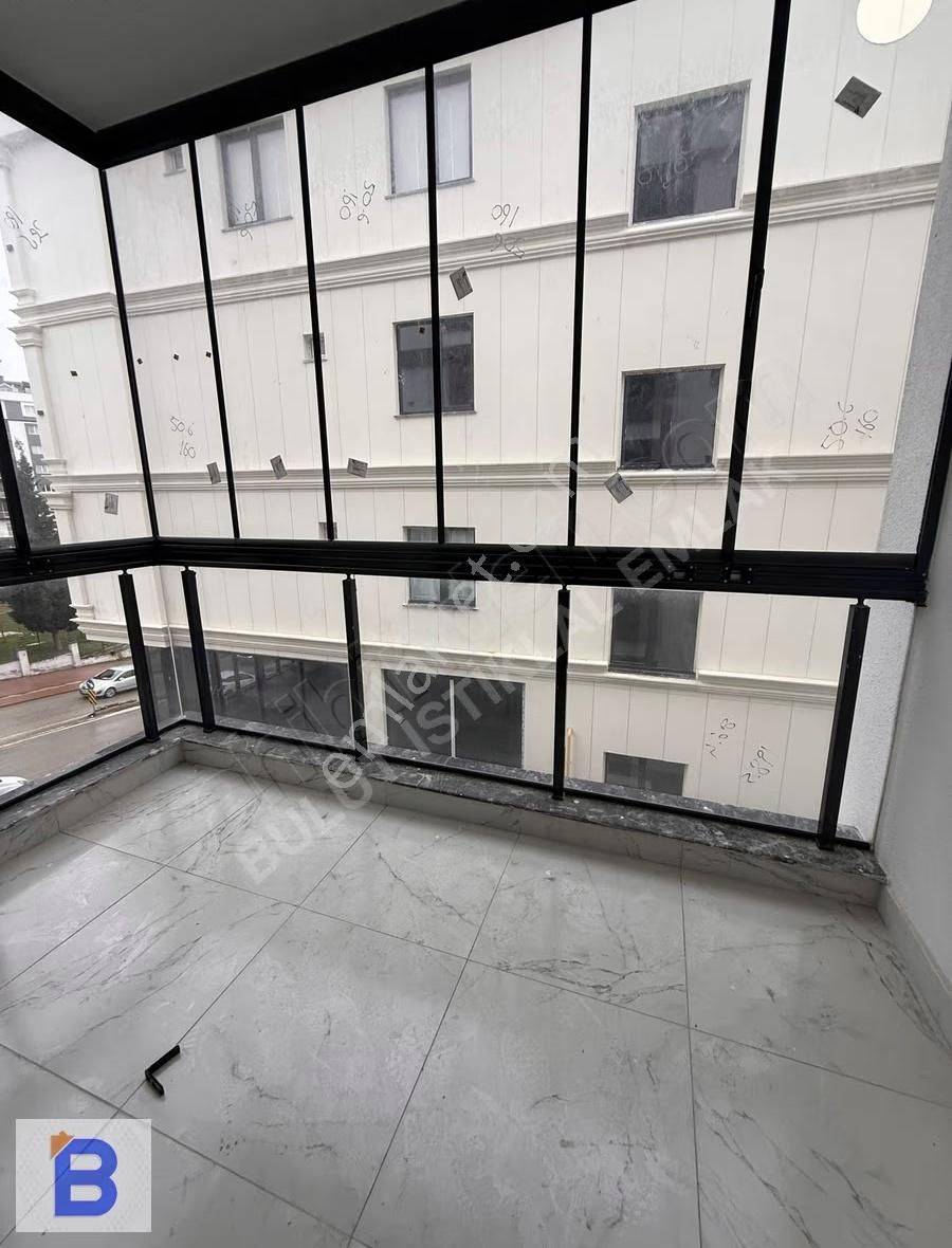 Bulut Emlaktan Serhat Caddesine Cephe Lüks 1+1 Satılık Daire - Görsel 17