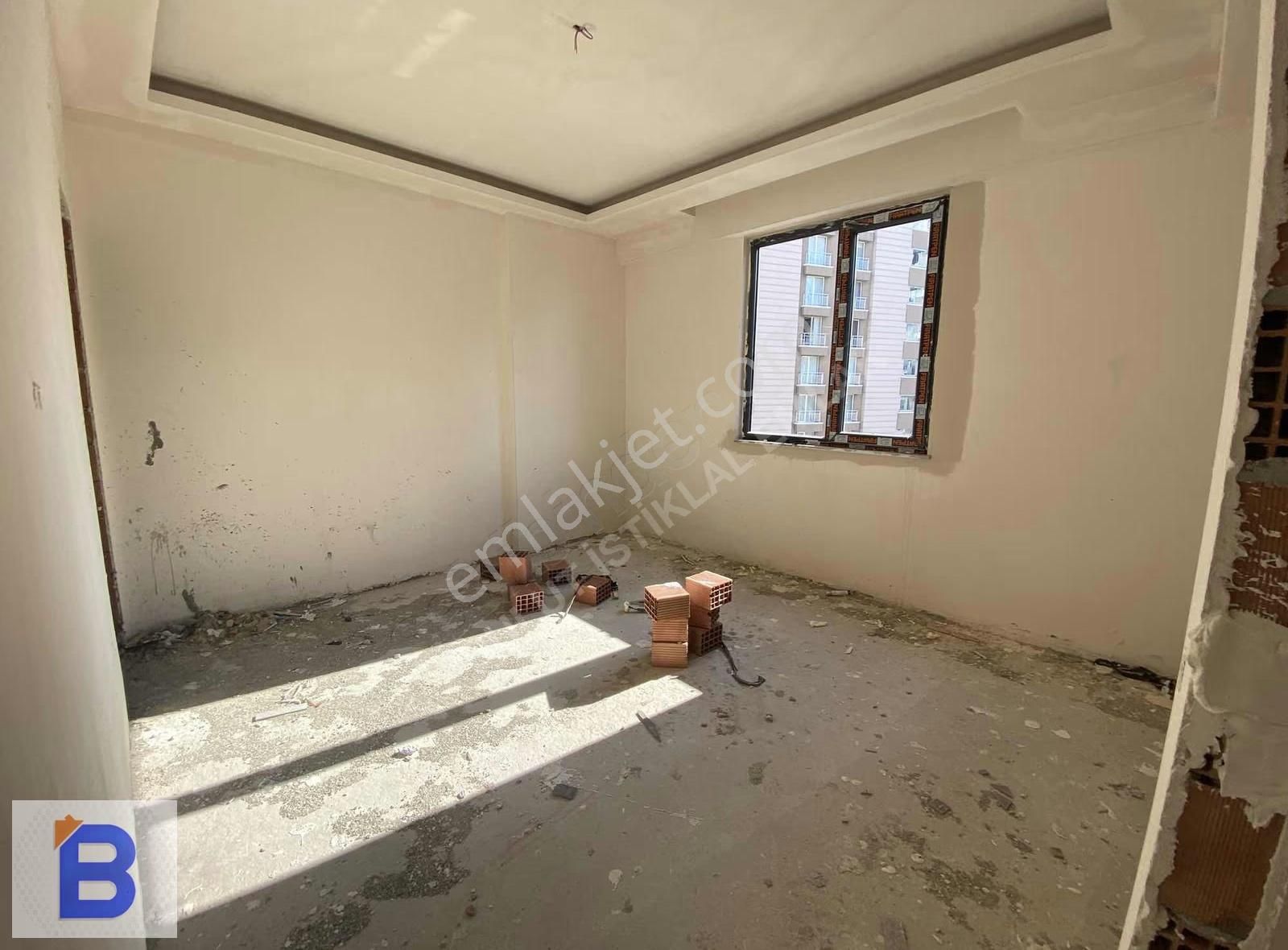 Bulut Emlak'tan Caddeye Cephe Havuzlu Sitede Lüks 2+1 Daire - Görsel 5