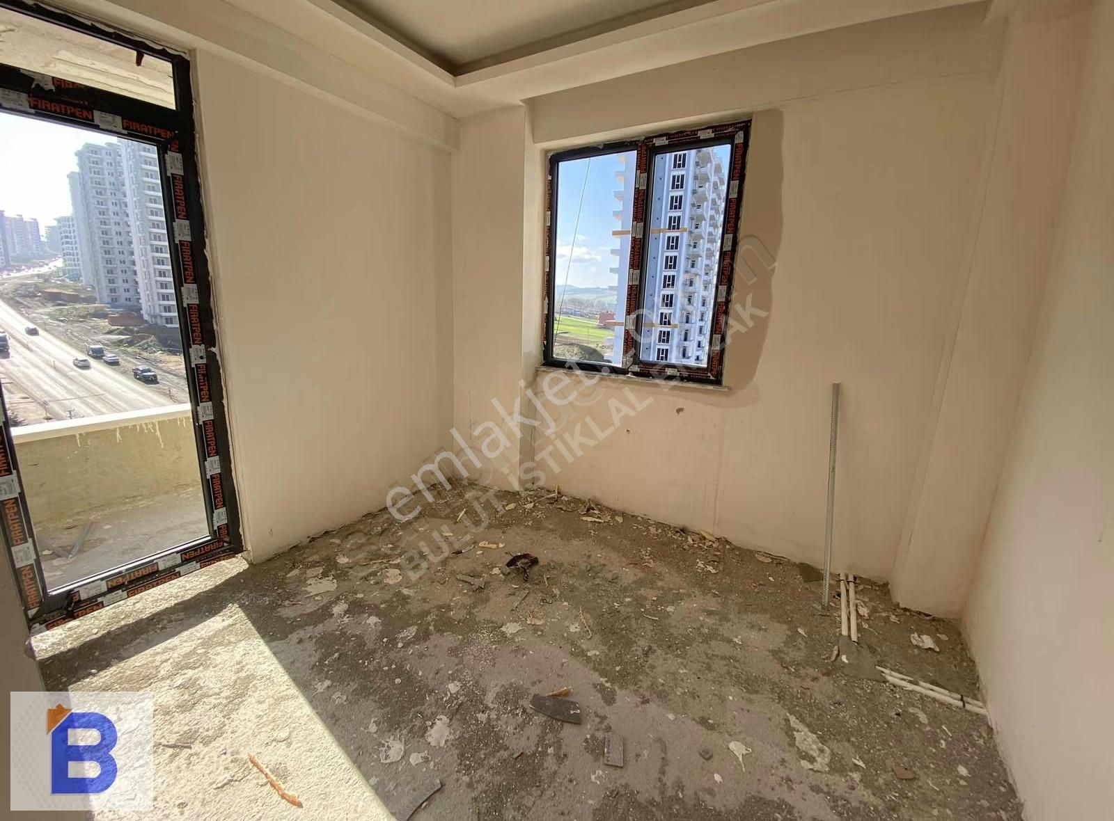 Bulut Emlak'tan Caddeye Cephe Havuzlu Sitede Lüks 2+1 Daire - Görsel 33