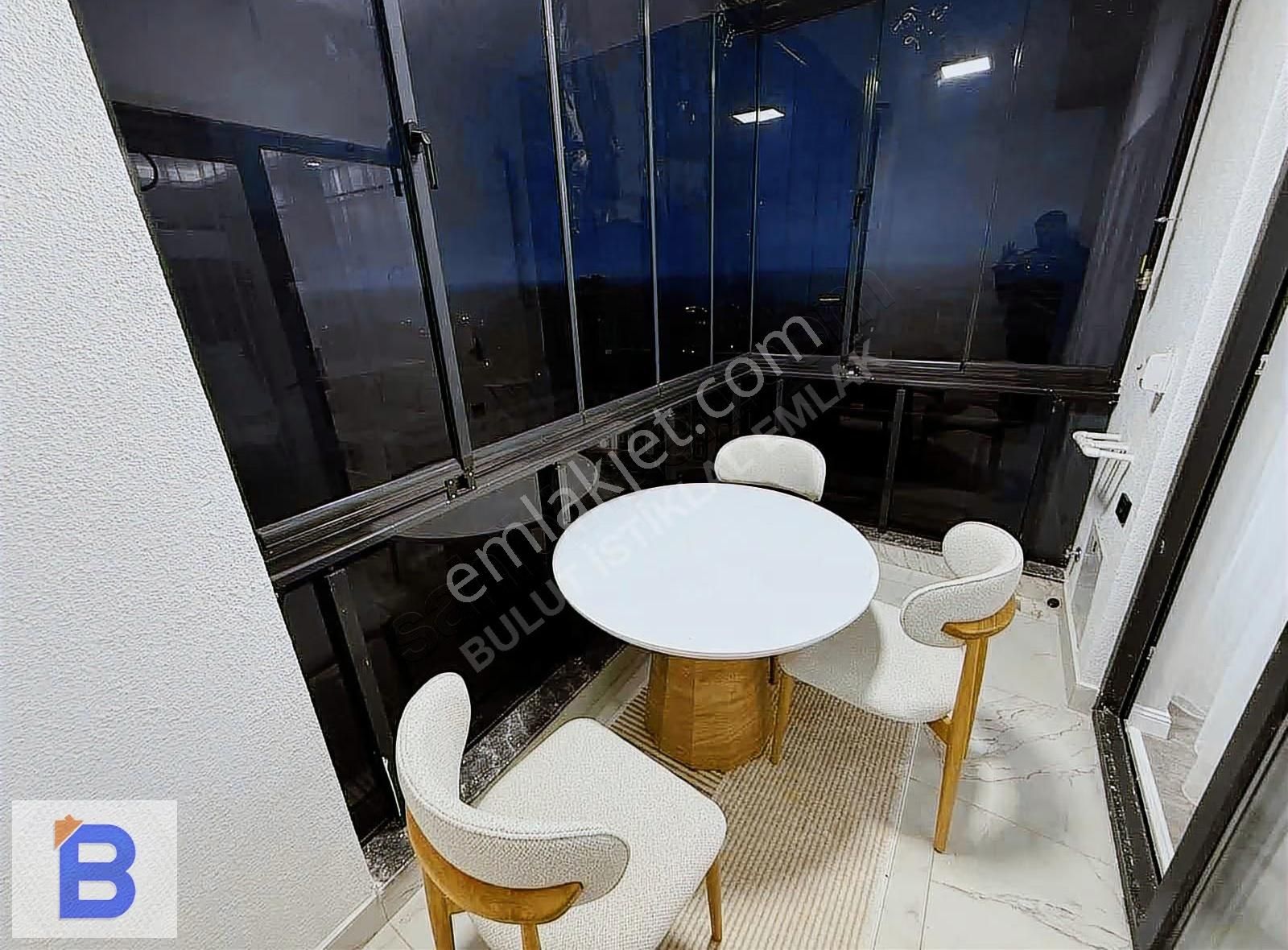 Bulut Emlaktan Atakum'da Cadde'ye Cephe Lüks 1+1 Satılık Daire - Görsel 9