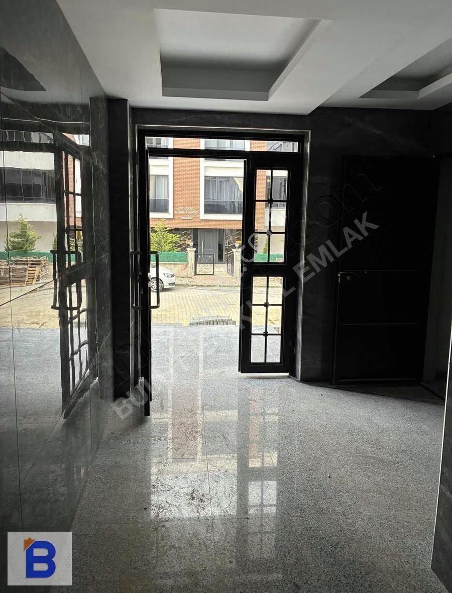 Bulut Emlaktan Tramvaya Yakın 1+1 Daire - Görsel 18