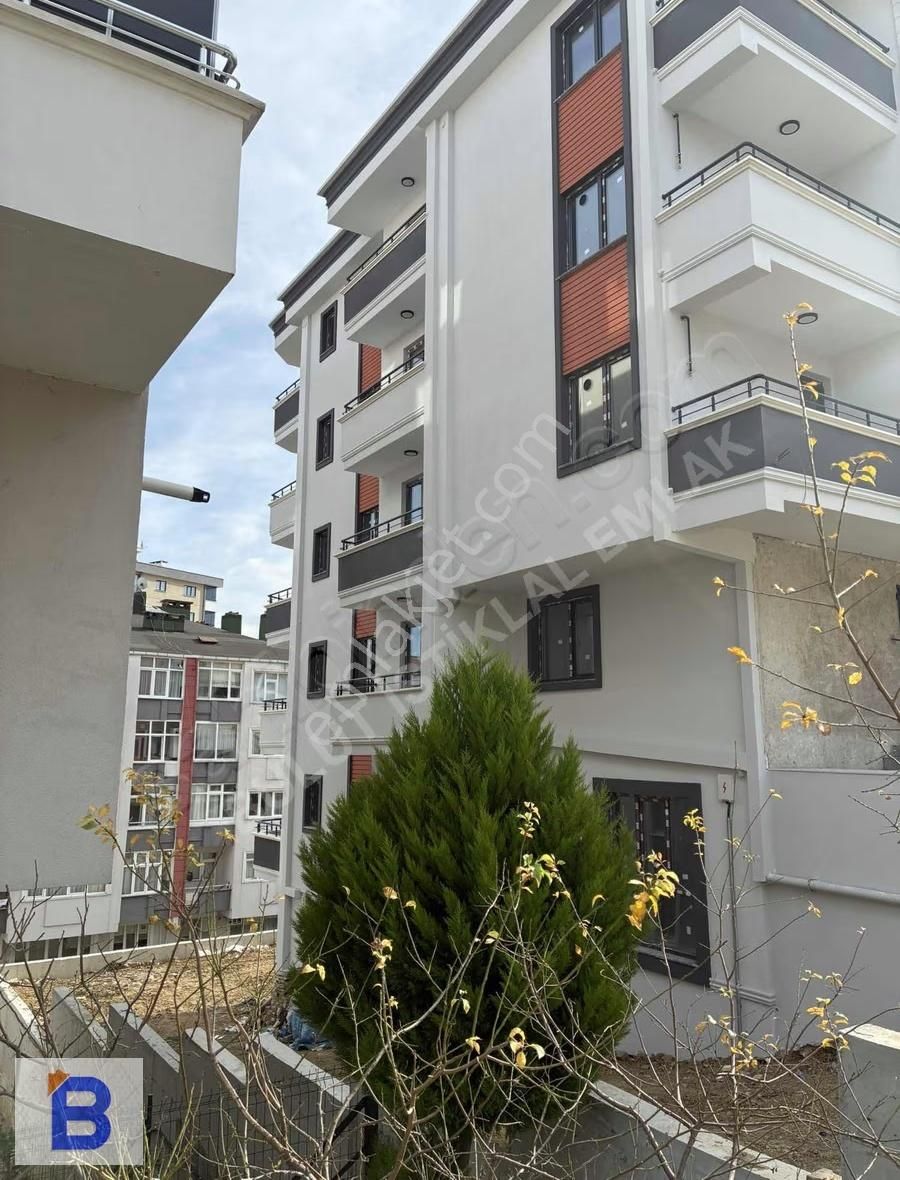 Bulut Emlaktan Tramvaya Yakın 1+1 Daire - Görsel 10