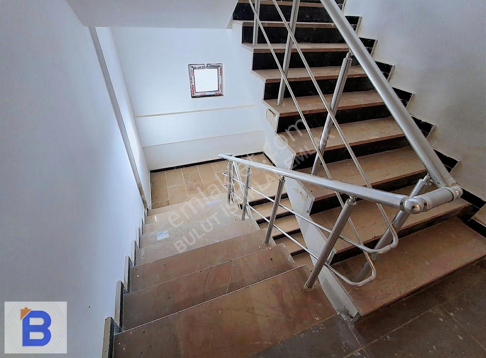 Bulut Emlaktan Satılık 2+1 Daire - Görsel 13