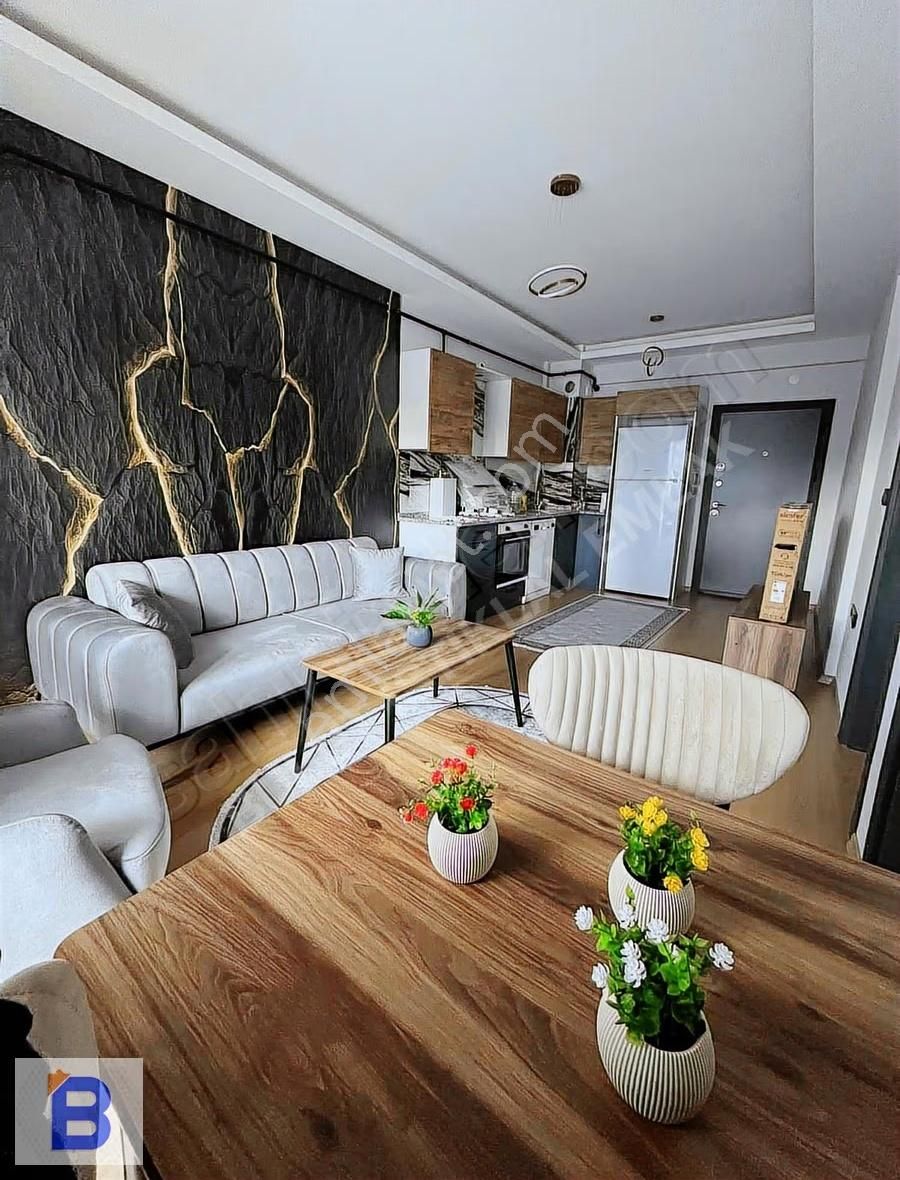 Bulut Emlak;ara Kat Lüks Eşyalı Kombili Fırsat 1+1 Daire - Görsel 3