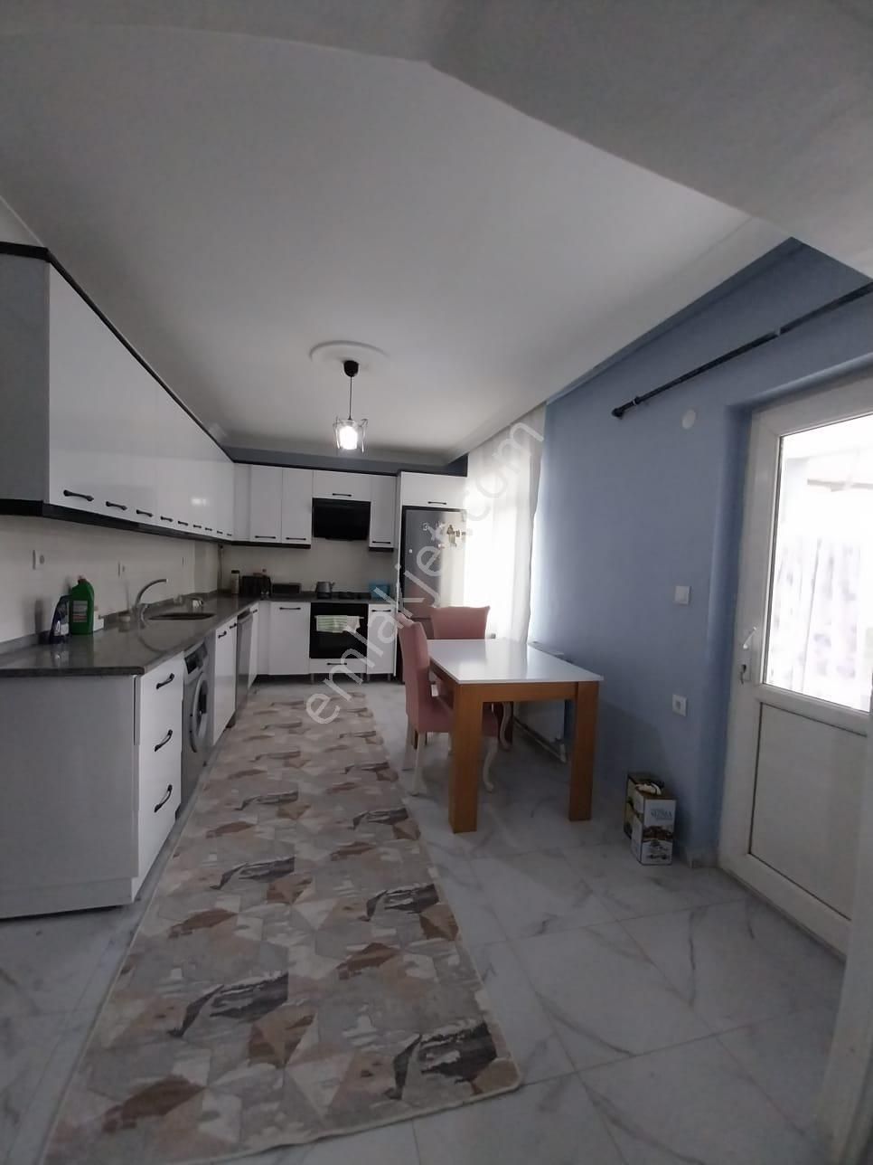 Kocaeli Gölcük Kavaklı Mah. Satılık Eşyalı 205 M² 4+2 Bahçeli Müstakil Ev - Görsel 12