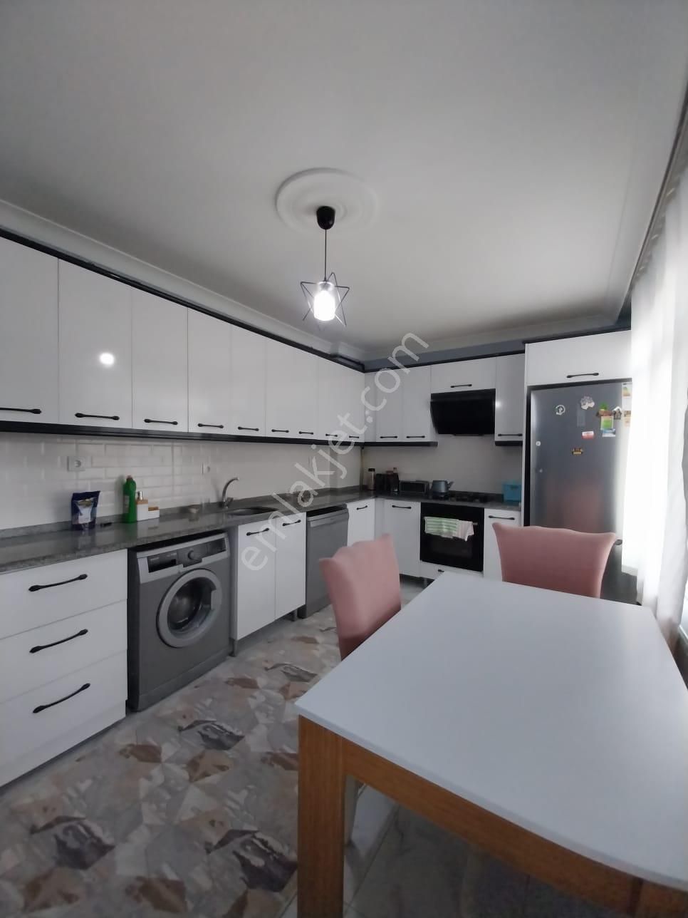 Kocaeli Gölcük Kavaklı Mah. Satılık Eşyalı 205 M² 4+2 Bahçeli Müstakil Ev - Görsel 14