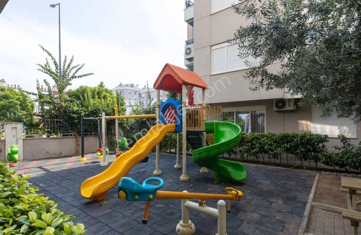 Kızılarık'ta Havuzlu Lüks Sitede Ebeveyn Banyolu Satılık 2+1 - Görsel 14