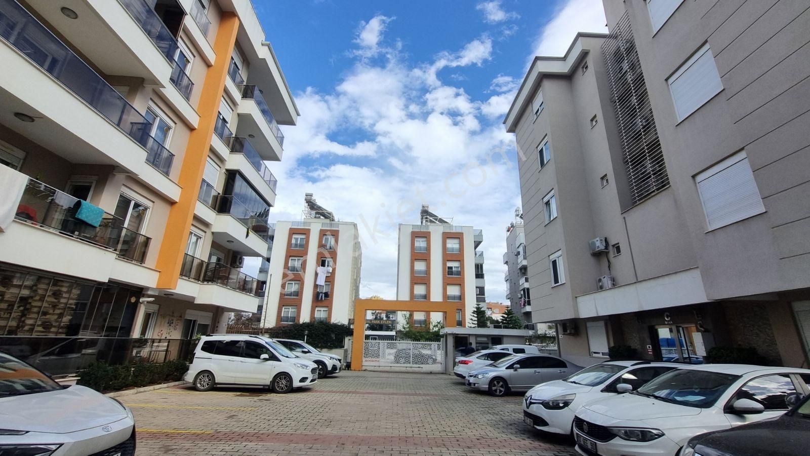 Kızılarık'ta Havuzlu Lüks Sitede Ebeveyn Banyolu Satılık 2+1 - Görsel 35