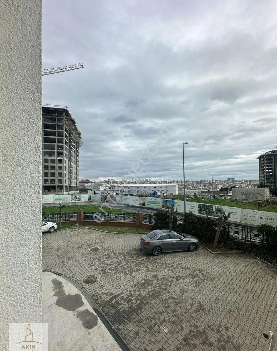 K.çekmece Divan Residence Önü Açık Peyzaj Manzaralı Geniş 1+1 Satılık Daire - Görsel 21