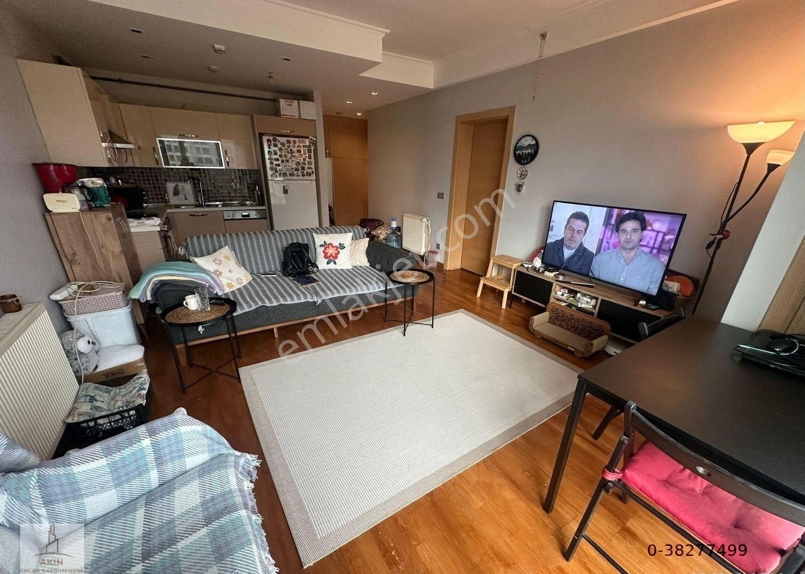 K.çekmece Divan Residence Önü Açık Peyzaj Manzaralı Geniş 1+1 Satılık Daire - Görsel 12