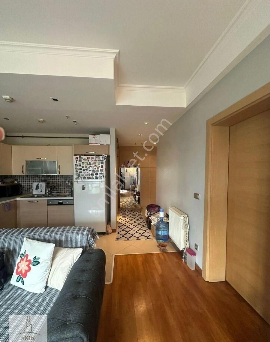 K.çekmece Divan Residence Önü Açık Peyzaj Manzaralı Geniş 1+1 Satılık Daire - Görsel 10
