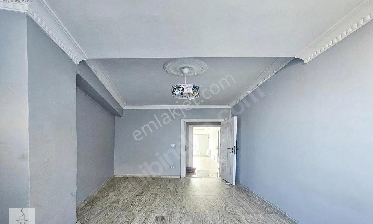 Esenyurt Yeşilkent Mahallesi Kiralık 2+1 Daire - Görsel 10