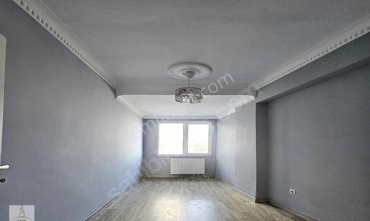 Esenyurt Yeşilkent Mahallesi Kiralık 2+1 Daire - Görsel 2