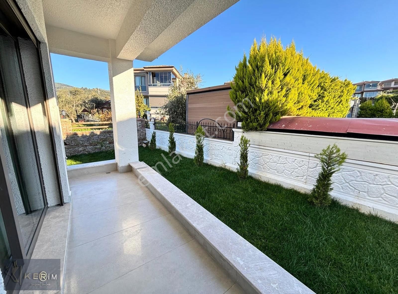 Kerim'den Altınoluk'da Satılık 600 Mt2 Arsa İçinde 5+1 Villa - Görsel 9