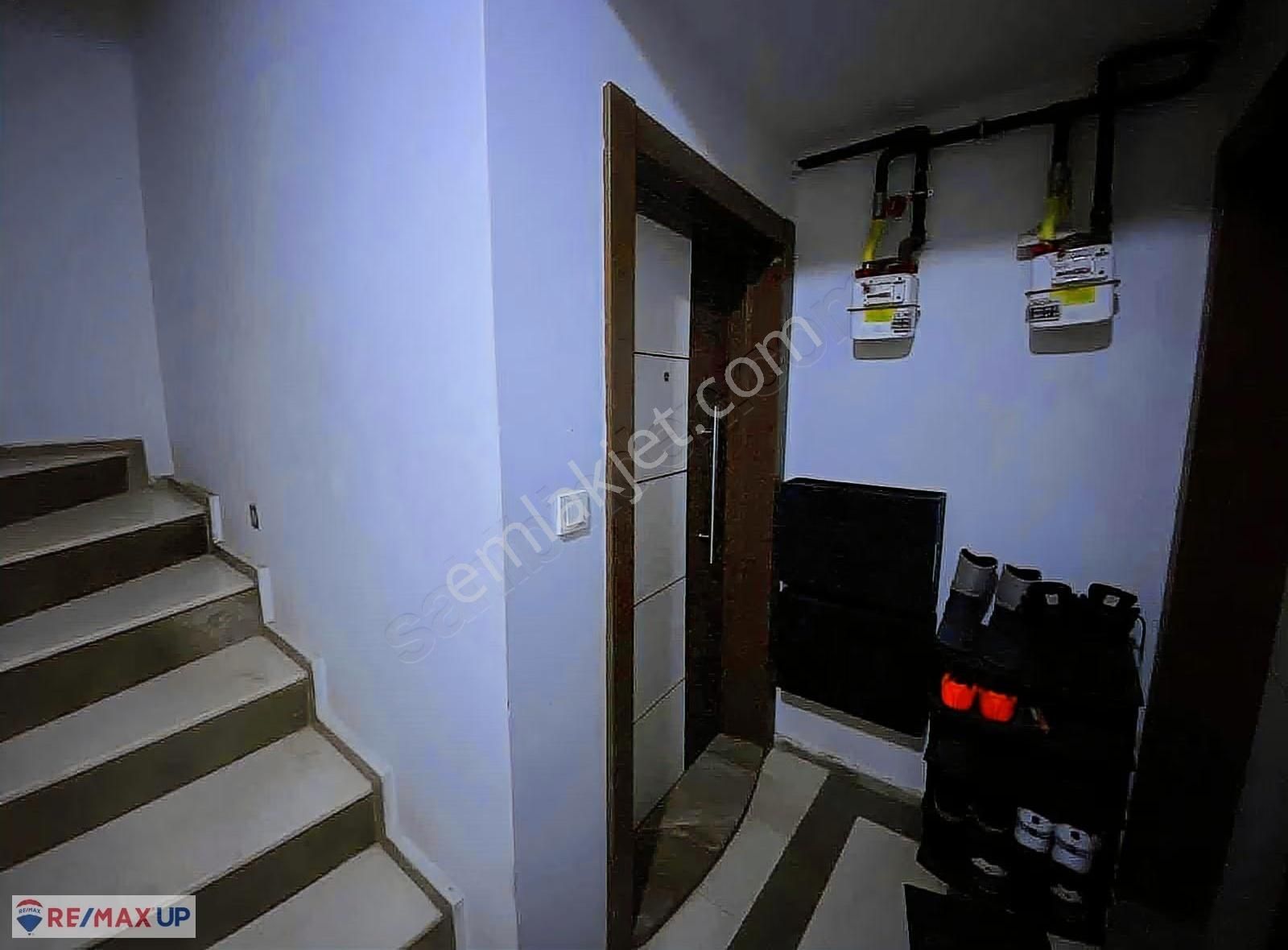 Kuruçeşme'de Eşyalı Hazır Kiracılı 1+1 Ara Kat Yeni Bina - Görsel 7