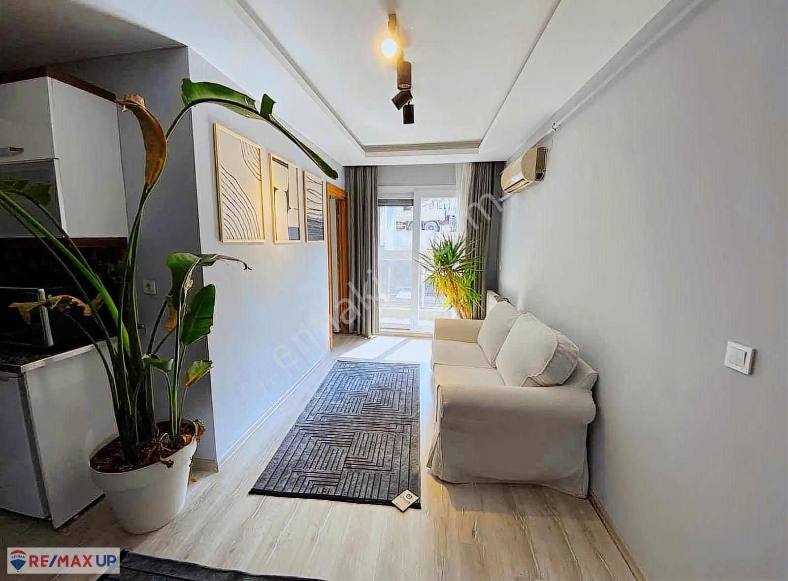 Kuruçeşme'de Eşyalı Hazır Kiracılı 1+1 Ara Kat Yeni Bina - Görsel 15