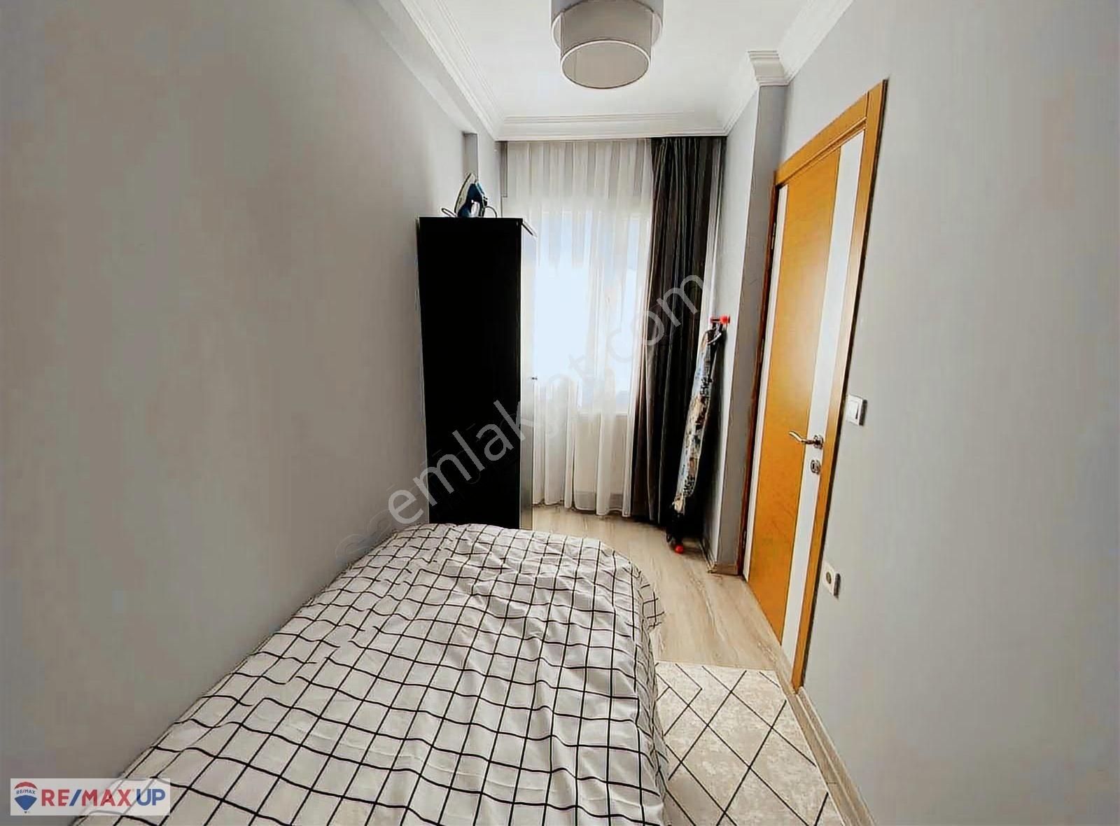 Kuruçeşme'de Eşyalı Hazır Kiracılı 1+1 Ara Kat Yeni Bina - Görsel 4