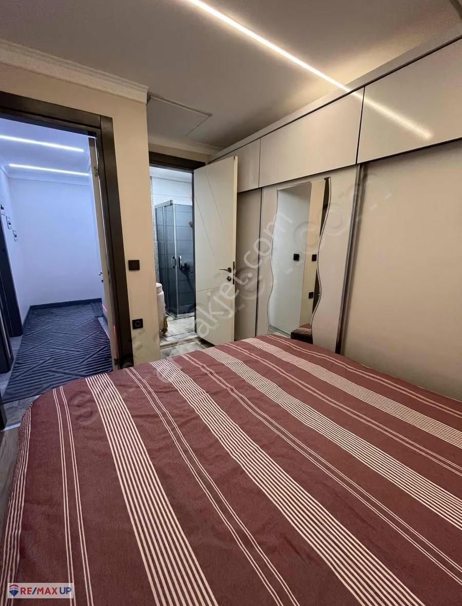 Balçova'da Dubleks Daire 4+1 - Geniş Teraslı - Görsel 16