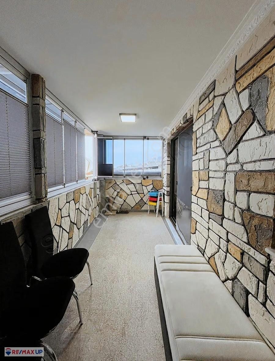 Balçova'da Dubleks Daire 4+1 - Geniş Teraslı - Görsel 12