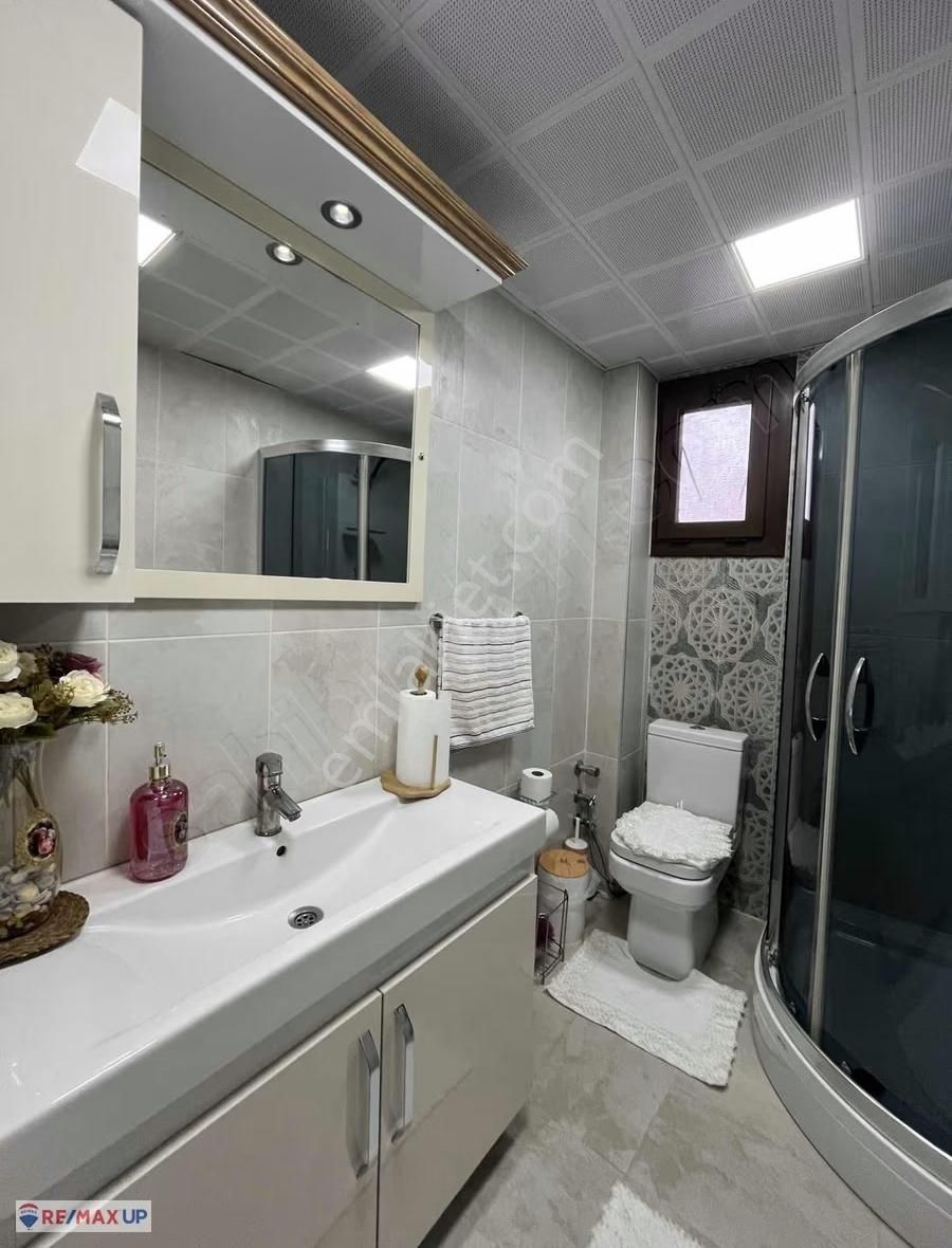 Balçova'da Dubleks Daire 4+1 - Geniş Teraslı - Görsel 2