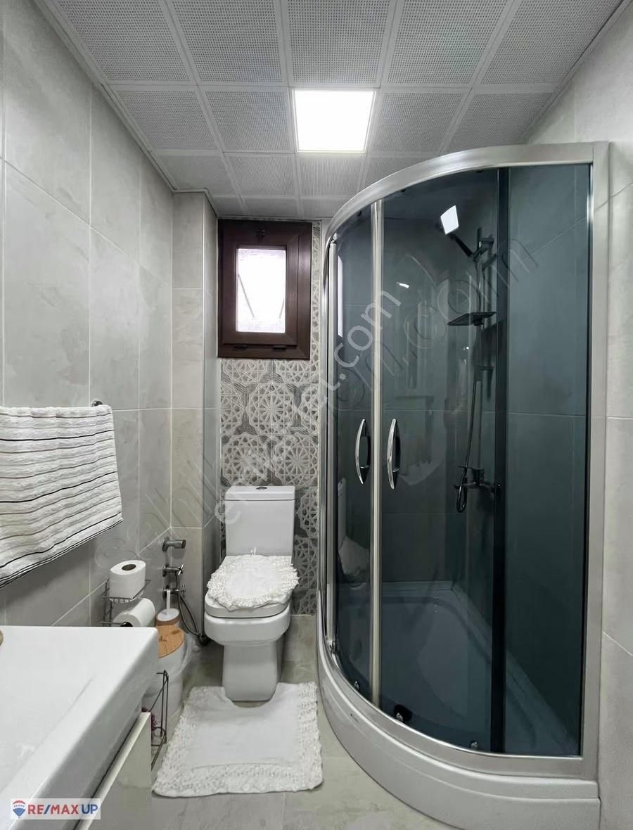 Balçova'da Dubleks Daire 4+1 - Geniş Teraslı - Görsel 9