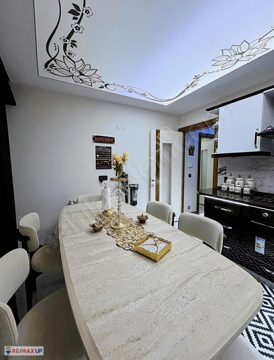 Balçova'da Dubleks Daire 4+1 - Geniş Teraslı - Görsel 7