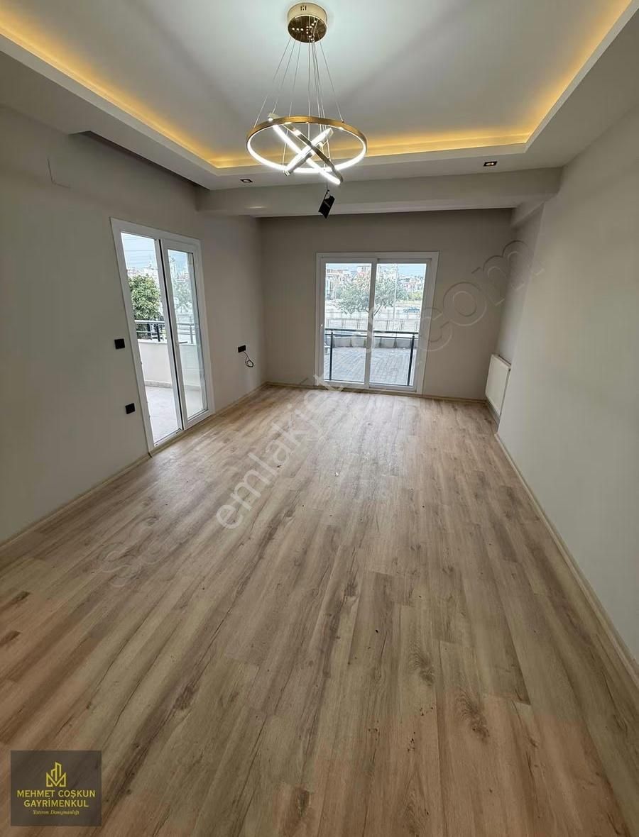 Mithatpaşada Site İçerisinde Sıfır Cazip Satılık 3+1 Daire - Görsel 12