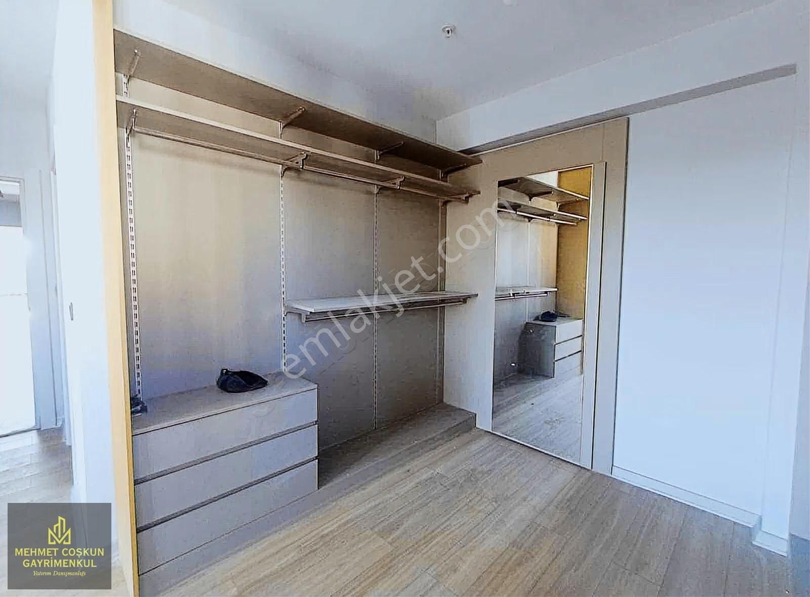 Gürselpaşa' Da Sosyal Donatılı Sitede Kiralık 4+1 Daire - Görsel 6
