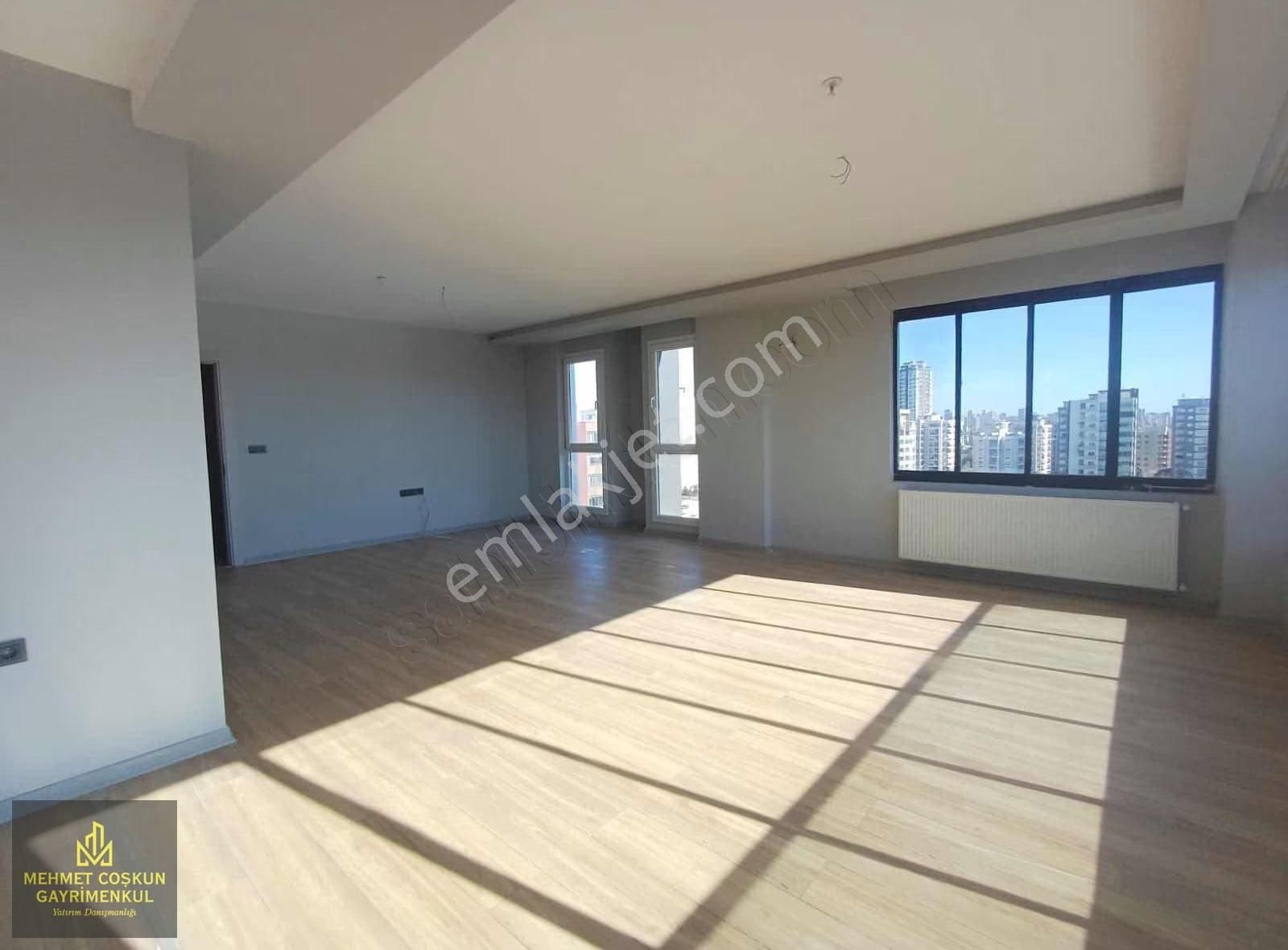 Gürselpaşa' Da Sosyal Donatılı Sitede Kiralık 4+1 Daire - Görsel 3